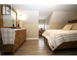 36 HARDY AVENUE - 19