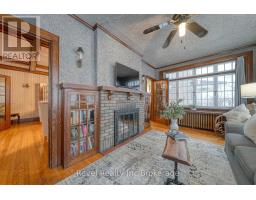 140 VANSITTART AVENUE - 17