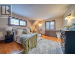 140 VANSITTART AVENUE - 20