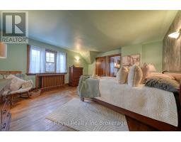 140 VANSITTART AVENUE - 24