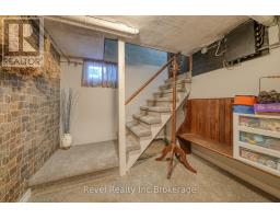 140 VANSITTART AVENUE - 28