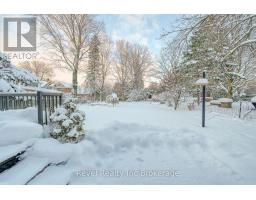 140 VANSITTART AVENUE - 36