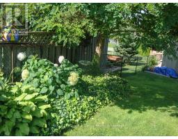 11 GLENWOOD ROAD - 40