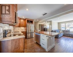 11 GLENWOOD ROAD - 6