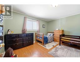 73 JACOB STREET E - 17