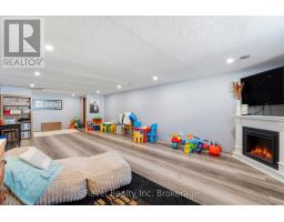 73 JACOB STREET E - 20