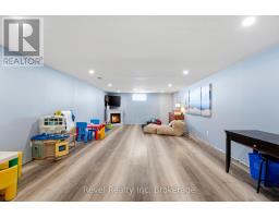 73 JACOB STREET E - 21