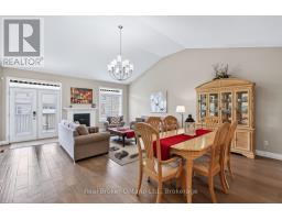 2 - 247 MUNNOCH BOULEVARD - 17