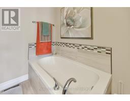 2 - 247 MUNNOCH BOULEVARD - 37