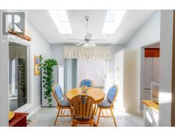 5 SINCLAIR DRIVE - 19