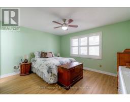 5 SINCLAIR DRIVE - 26