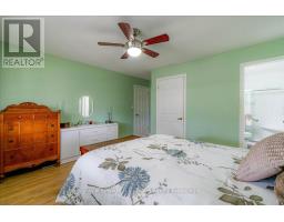 5 SINCLAIR DRIVE - 27