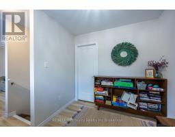 6 ADDISON STREET - 30