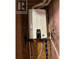 6 ADDISON STREET - 39