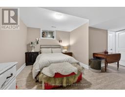 36 WINDEMERE AVENUE - 22