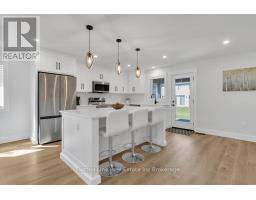 18 WALNUT DRIVE - 10