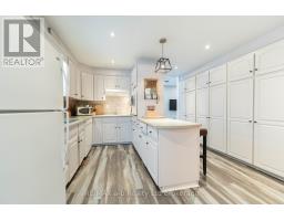 13 POTTERS ROAD N - 16