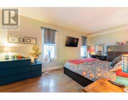 13 POTTERS ROAD N - 20