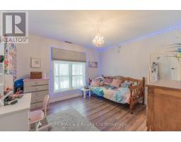 13 POTTERS ROAD N - 27