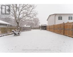 13 POTTERS ROAD N - 38