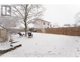 13 POTTERS ROAD N - 39