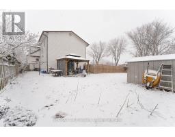 13 POTTERS ROAD N - 40