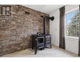 1349 QUEEN STREET - 18