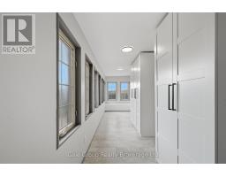 1349 QUEEN STREET - 20