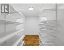 1349 QUEEN STREET - 35