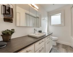 275 CARTIER DRIVE N - 26