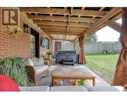 275 CARTIER DRIVE N - 35