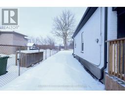 12 MARIAM STREET - 29