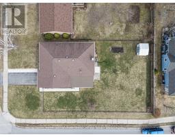 24 DENRICH AVENUE - 31