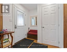 24 DENRICH AVENUE - 4