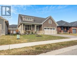 41 LOWRIE CRESCENT - 36