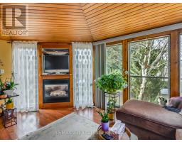 543 HIGHLAND DRIVE - 21