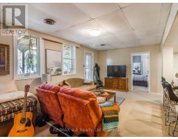 543 HIGHLAND DRIVE - 31