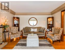 543 HIGHLAND DRIVE - 8