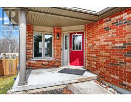 215 MUNNOCH BOULEVARD - 5