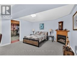 124 WILSON AVENUE - 22