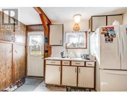 1410 DUNDAS STREET - 3