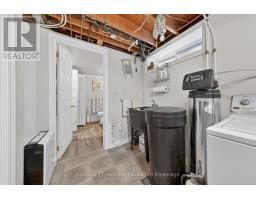 390 ARGYLE STREET - 33