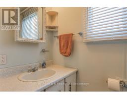 63 - 746112 TOWNSHIP ROAD 4 - 27