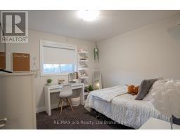 30 BROOKSIDE LANE - 21