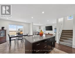 30 TARTAN DRIVE - 19