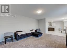 5 BALMORAL LANE - 22