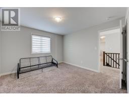 5 BALMORAL LANE - 29