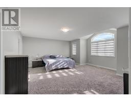 5 BALMORAL LANE - 34