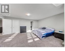 5 BALMORAL LANE - 35