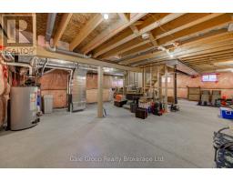 5 BALMORAL LANE - 41